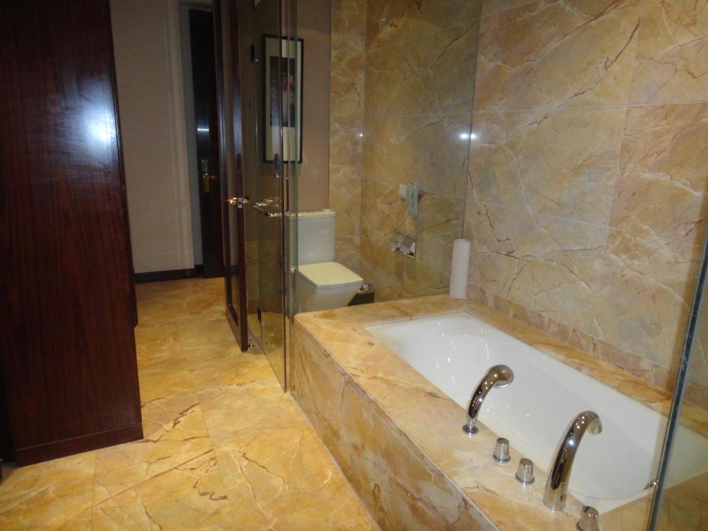Ondine International Hotel Zhenjiang  Quarto foto